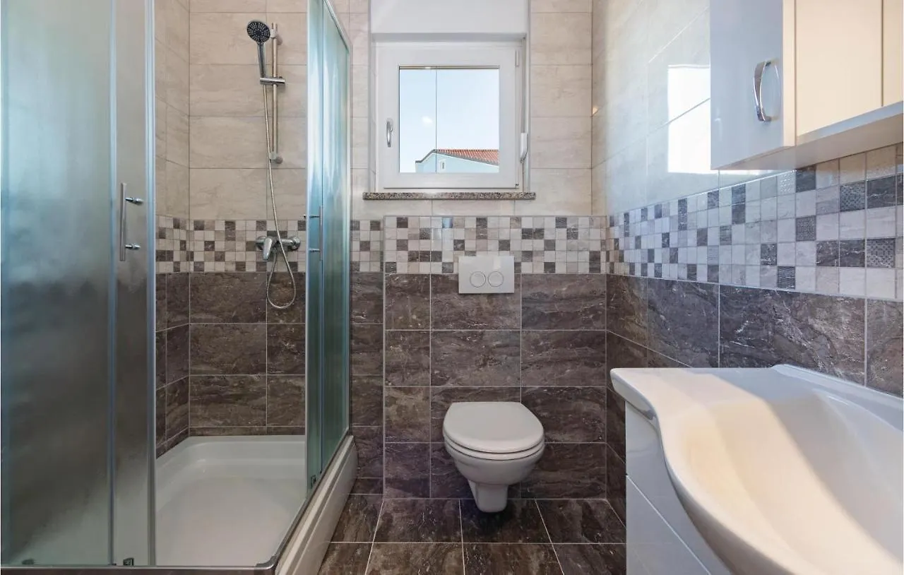 Cozy Home In Vodnjan With Wifi Mednjan