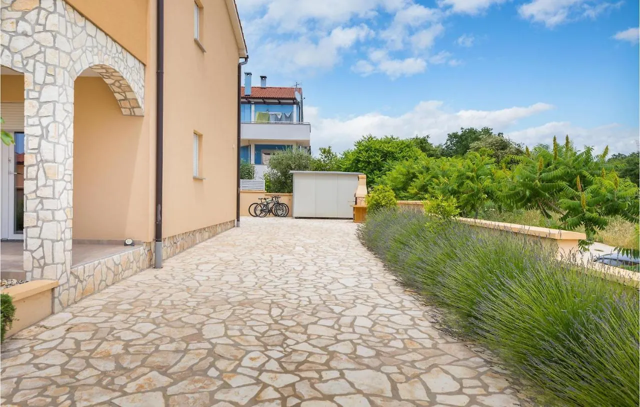 別荘 Cozy Home In Vodnjan With Wifi Mednjan
