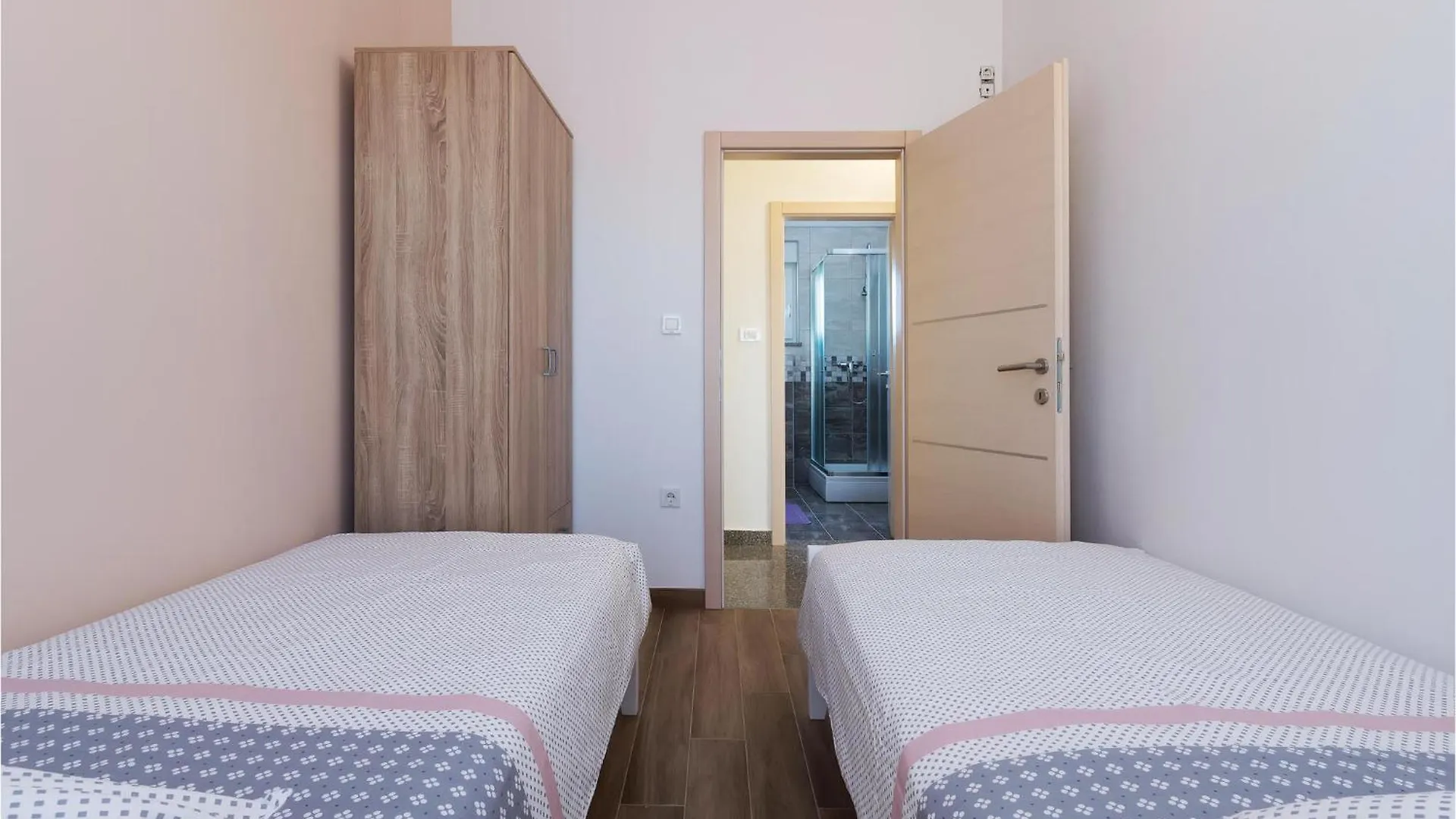 別荘 Cozy Home In Vodnjan With Wifi Mednjan